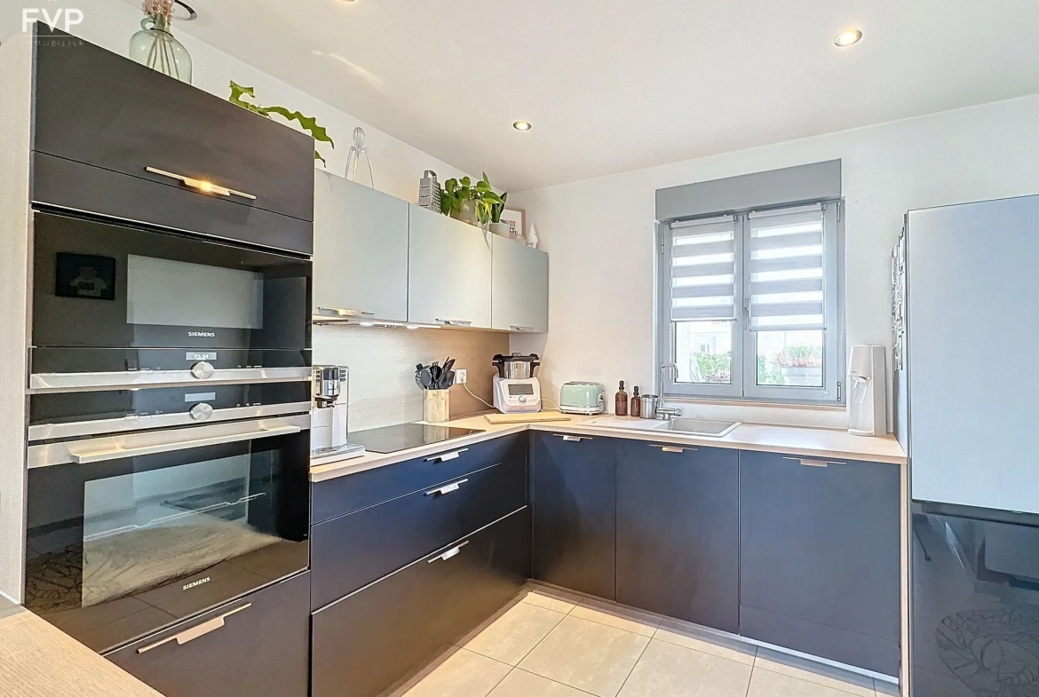 Maison moderne avec jardin à Marolles-en-Hurepoix – 2 chambres, parking privé 