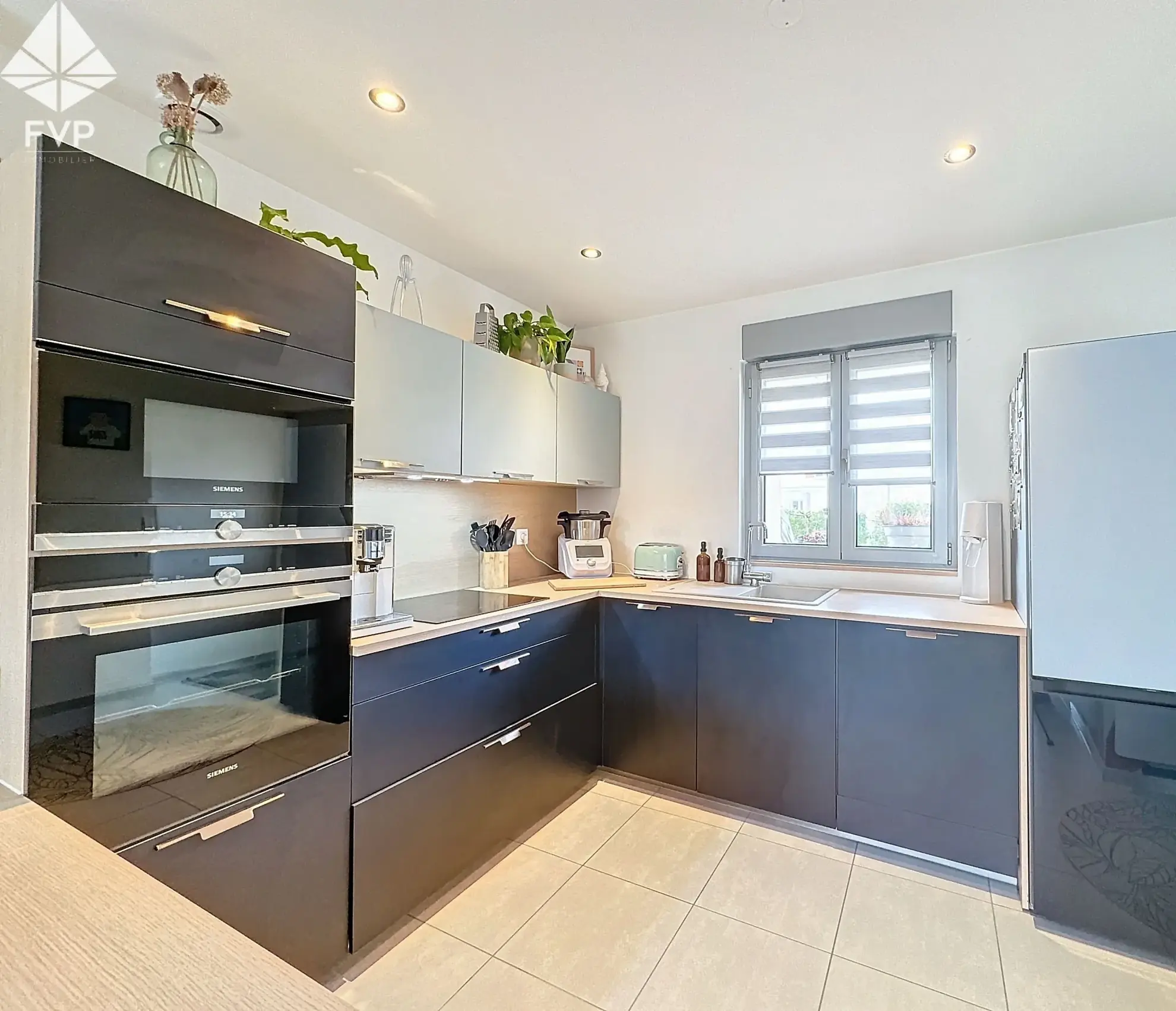 Maison moderne avec jardin à Marolles-en-Hurepoix – 2 chambres, parking privé 