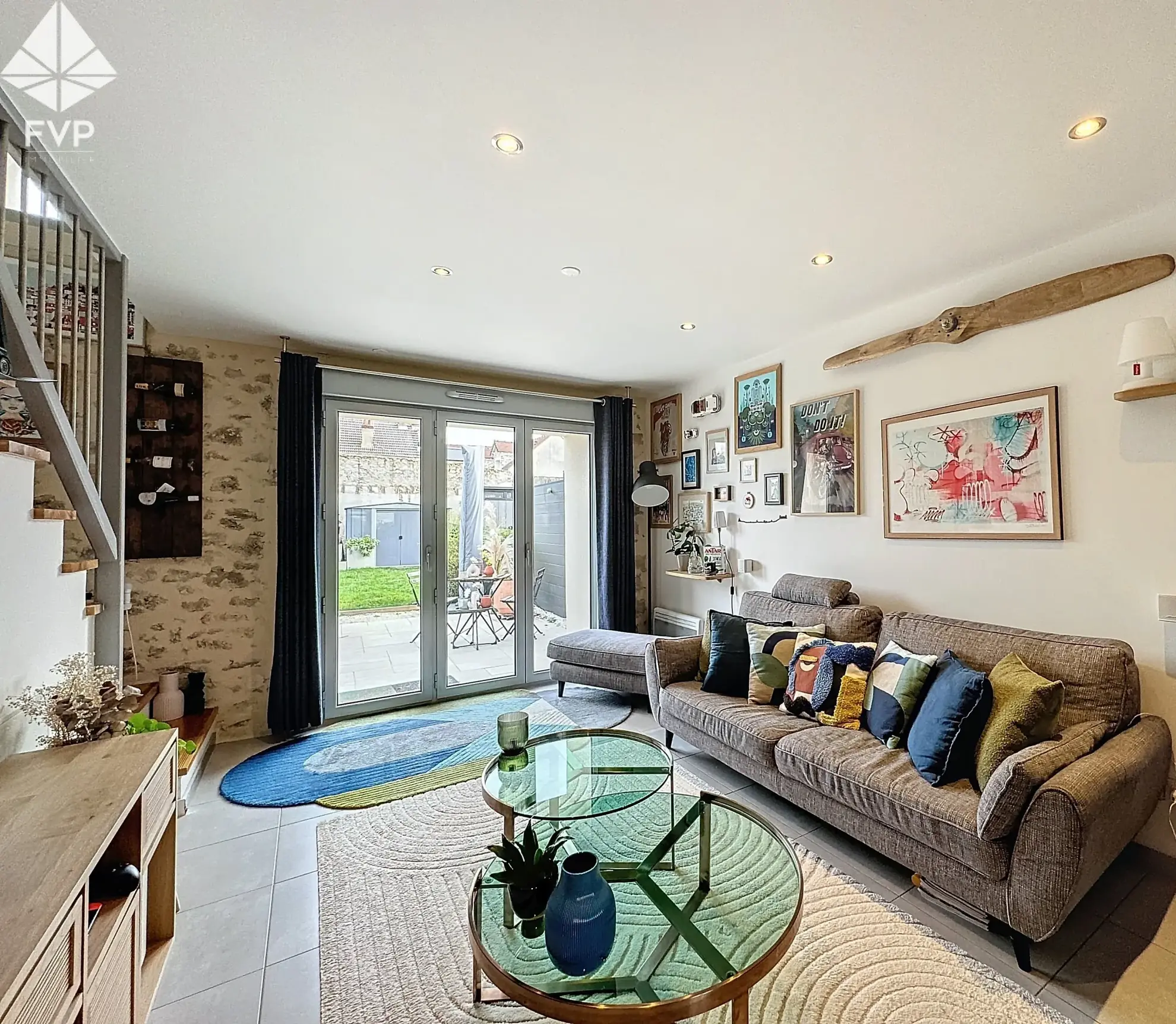 Maison moderne avec jardin à Marolles-en-Hurepoix – 2 chambres, parking privé 