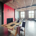 A vendre Loft spacieux de 150 m² à Tourcoing avec parking, cave et style industriel