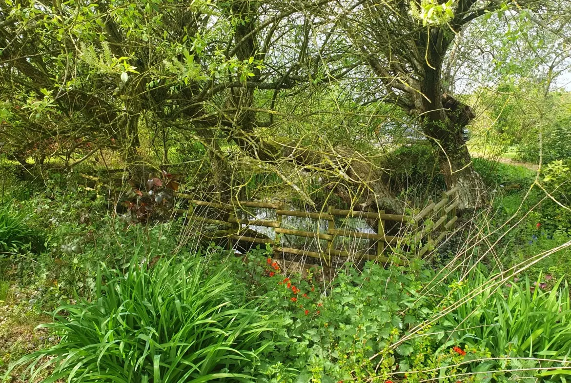 Maison rénovée avec jardin à Cormeilles en Normandie - 3 pièces, 2 chambres 