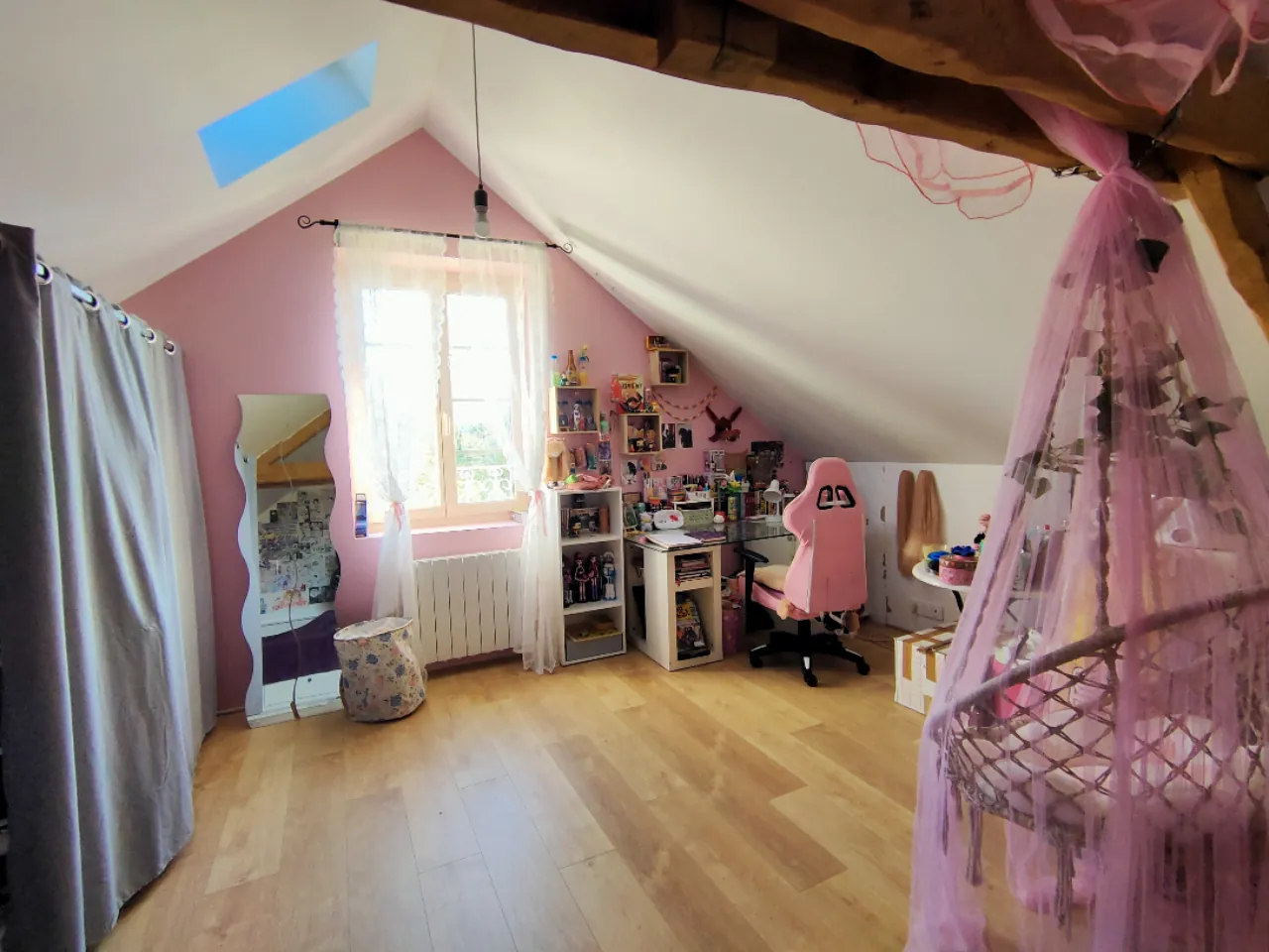 Belle maison en pierre rénovée de 190 m² avec dépendances à Saint-Augustin 