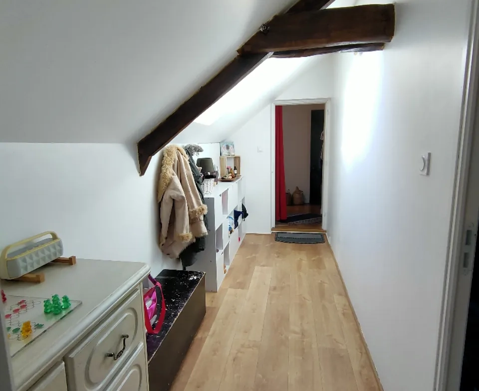 Belle maison en pierre rénovée de 190 m² avec dépendances à Saint-Augustin 
