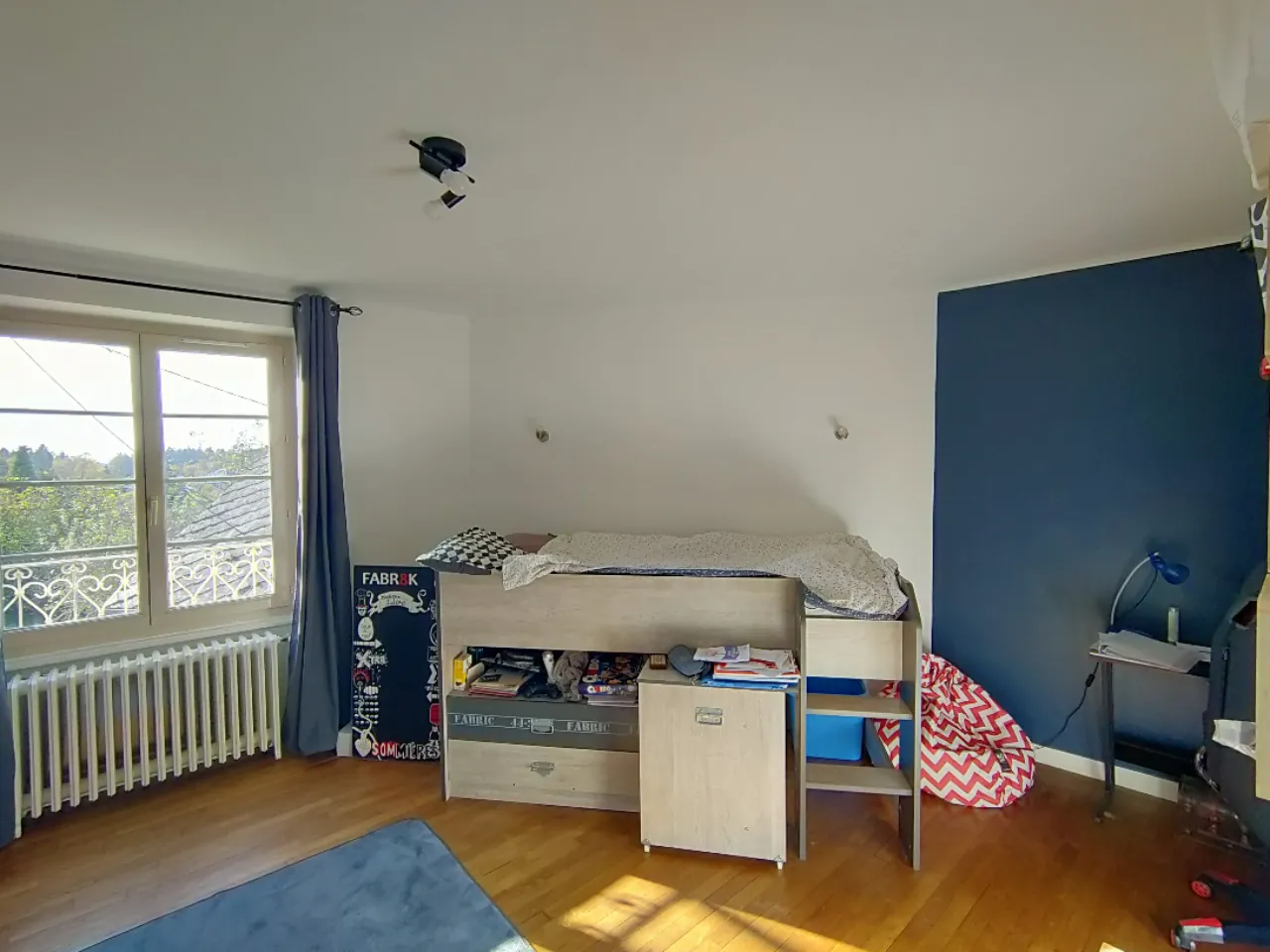 Belle maison en pierre rénovée de 190 m² avec dépendances à Saint-Augustin 