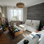 Belle maison en pierre rénovée de 190 m² avec dépendances à Saint-Augustin