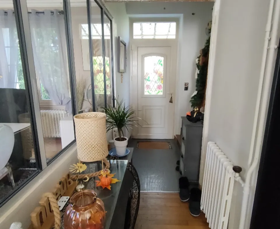 Belle maison en pierre rénovée de 190 m² avec dépendances à Saint-Augustin 