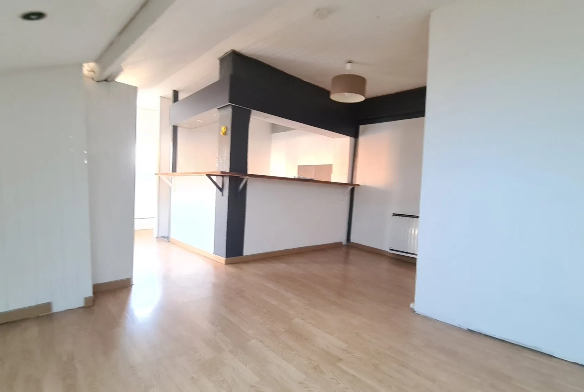 Studio à vendre à Wissous - 26 m² avec parking et terrasse 