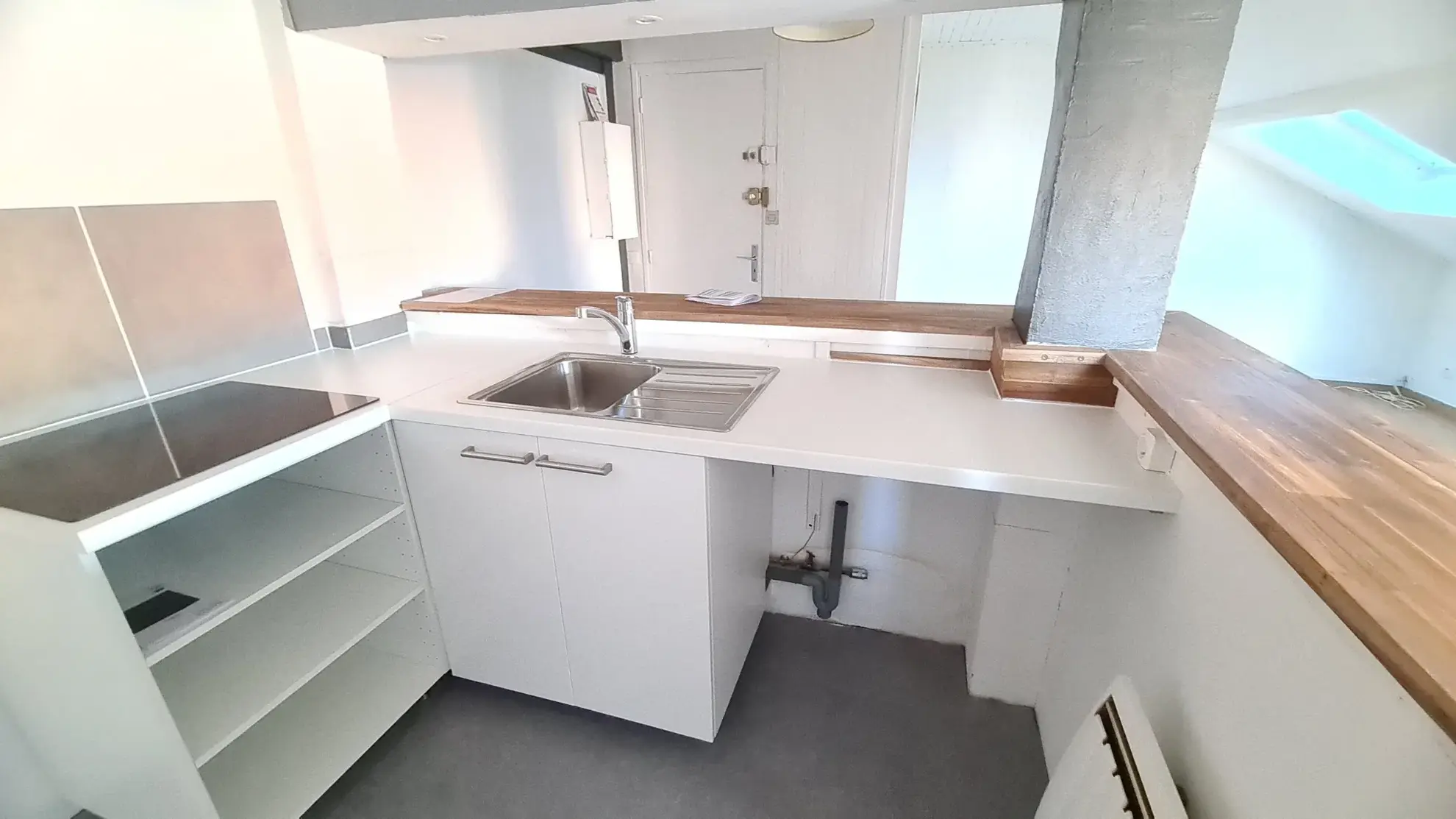 Studio à vendre à Wissous - 26 m² avec parking et terrasse 