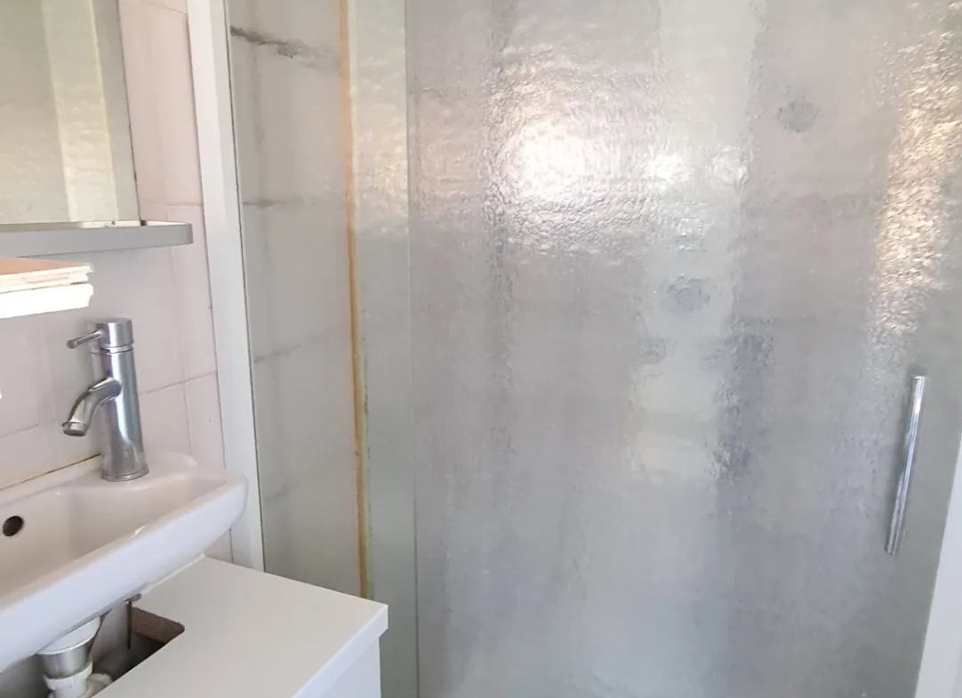 Studio à vendre à Wissous - 26 m² avec parking et terrasse 