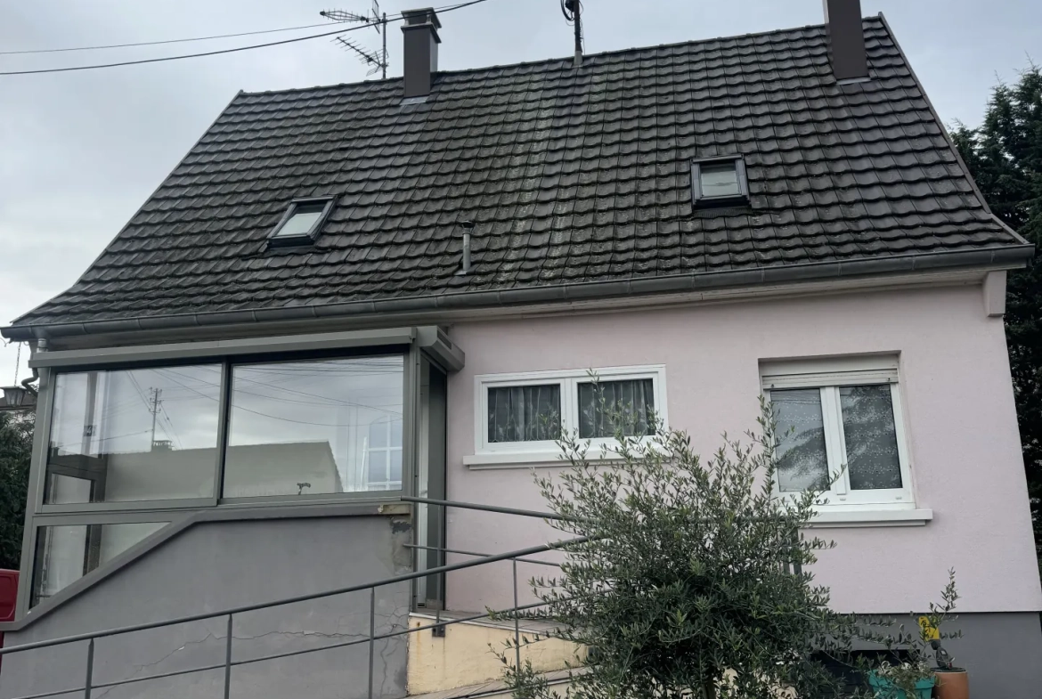 Maison individuelle de 95 m² à Illzach avec jardin et garage 