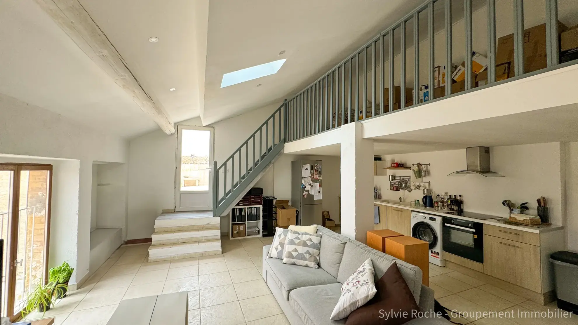 Appartement à vendre à Caderousse avec terrasse de 90 m2, proche d'Orange et Avignon 