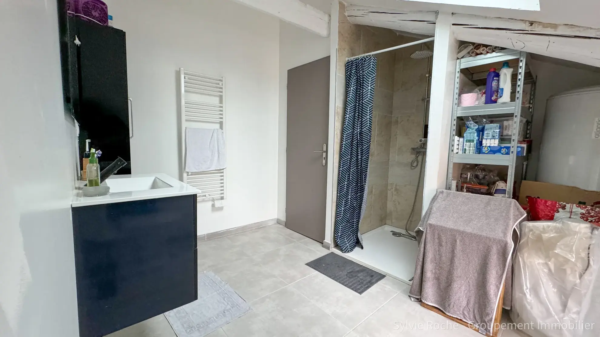 Appartement à vendre à Caderousse avec terrasse de 90 m2, proche d'Orange et Avignon 