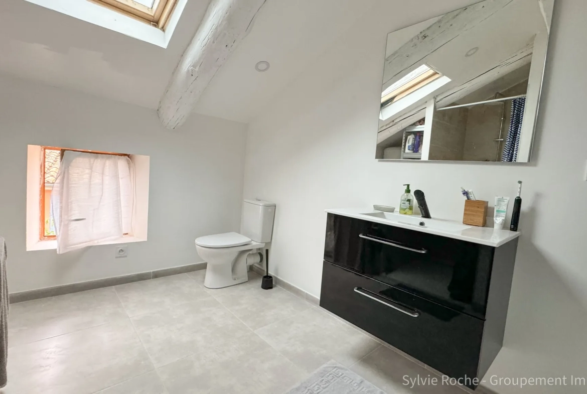Appartement à vendre à Caderousse avec terrasse de 90 m2, proche d'Orange et Avignon 