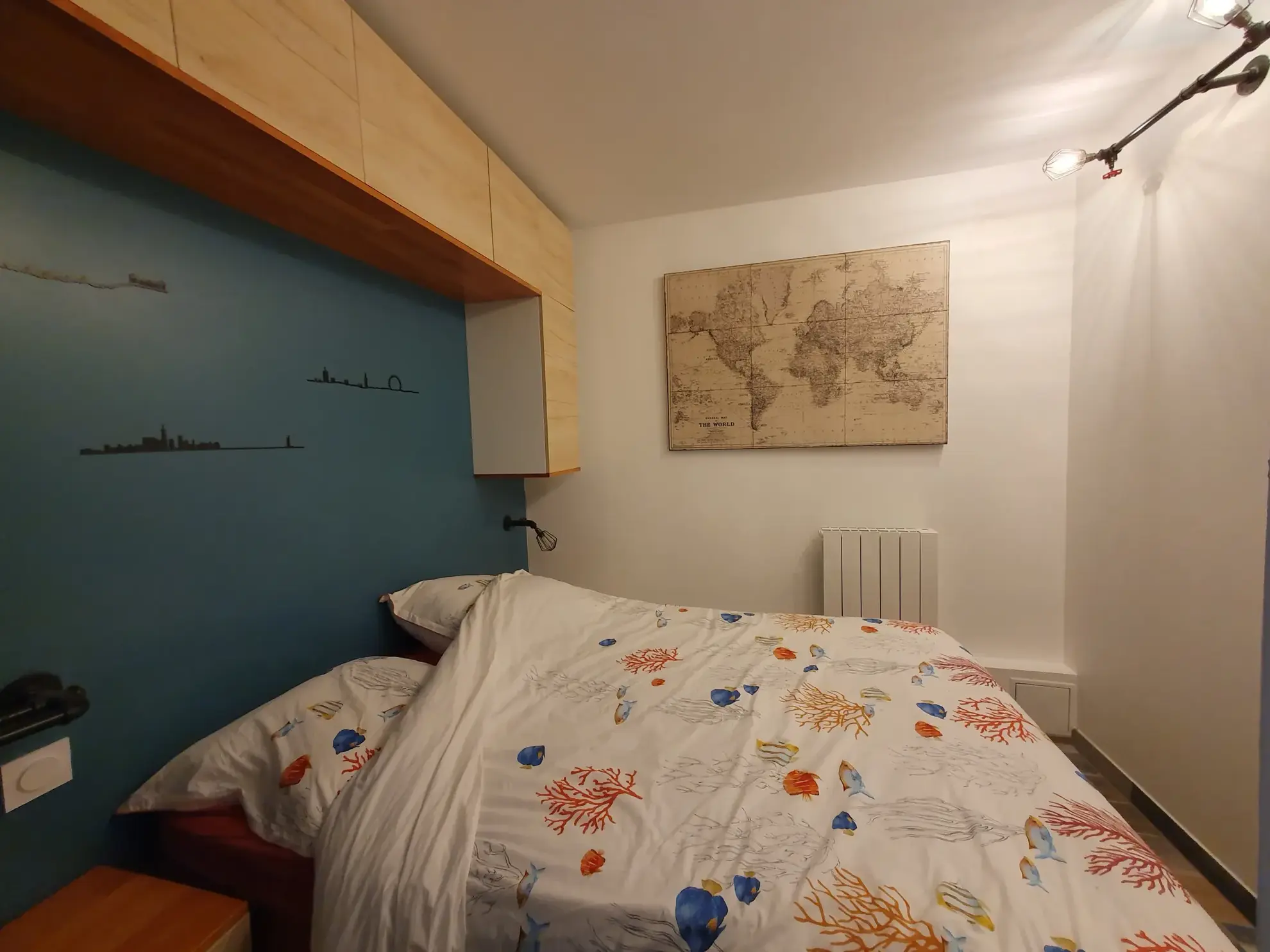 Appartement en duplex rénové avec terrasse et vue marina à Deauville 