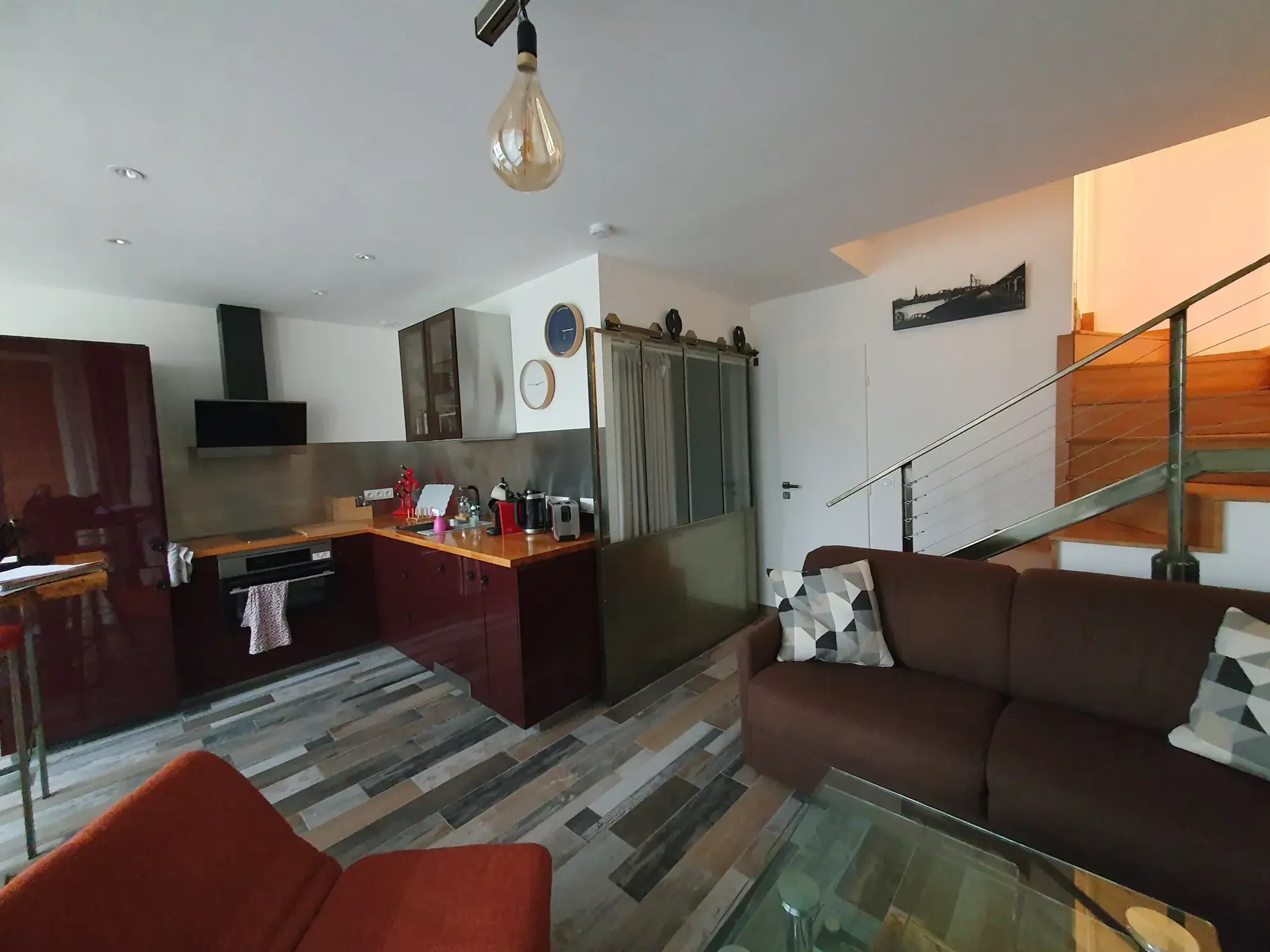 Appartement en duplex rénové avec terrasse et vue marina à Deauville 