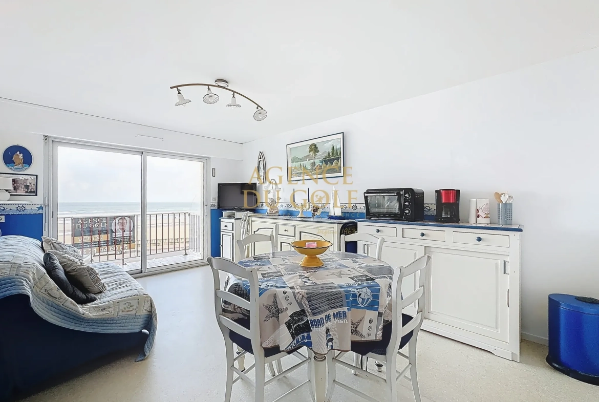 Appartement T2 en front de mer à Stella Plage avec balcon, cave et parking 