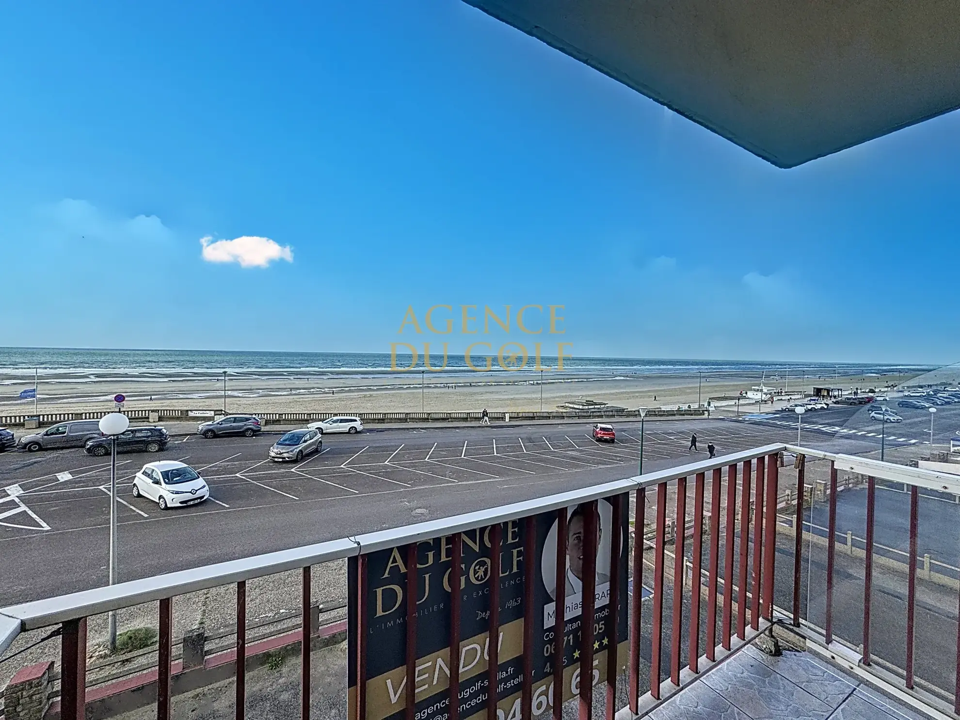 Appartement T2 en front de mer à Stella Plage avec balcon, cave et parking 