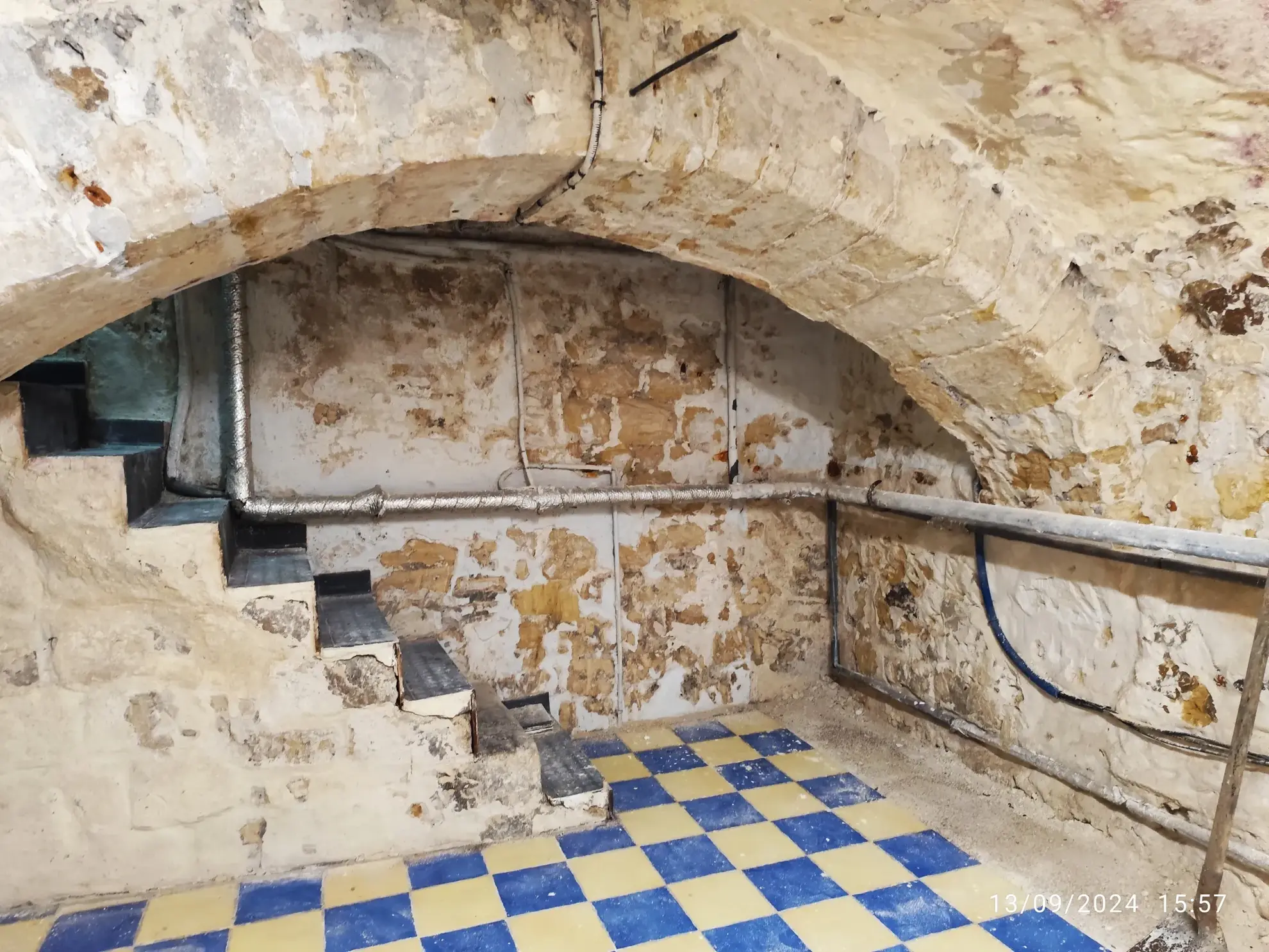 Investissez dans un appartement T2 à Pontoise (95) avec cave, idéal pour premiers acheteurs 
