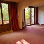 Appartement 3 chambres à Thorenc avec balcon, environnement calme et potentiel de rénovation