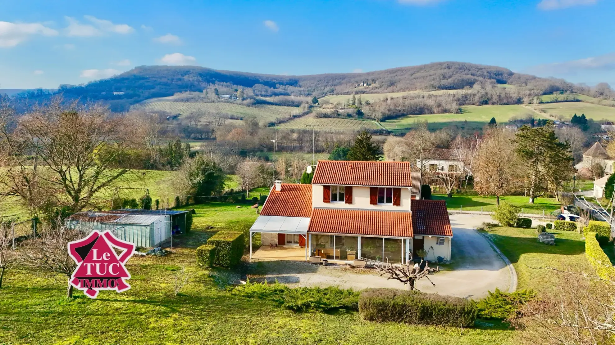 Belle maison familiale avec jardin et vérandas chauffées à Penne d'Agenais 