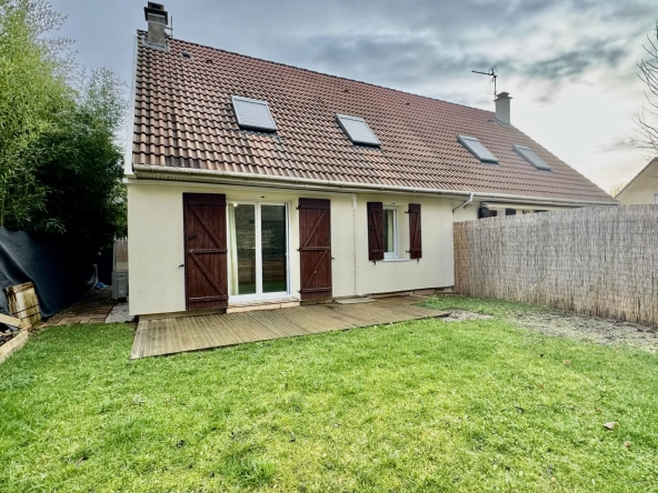Belle maison de 90m² à Mantes-la-Ville avec jardin clos et proximité des écoles