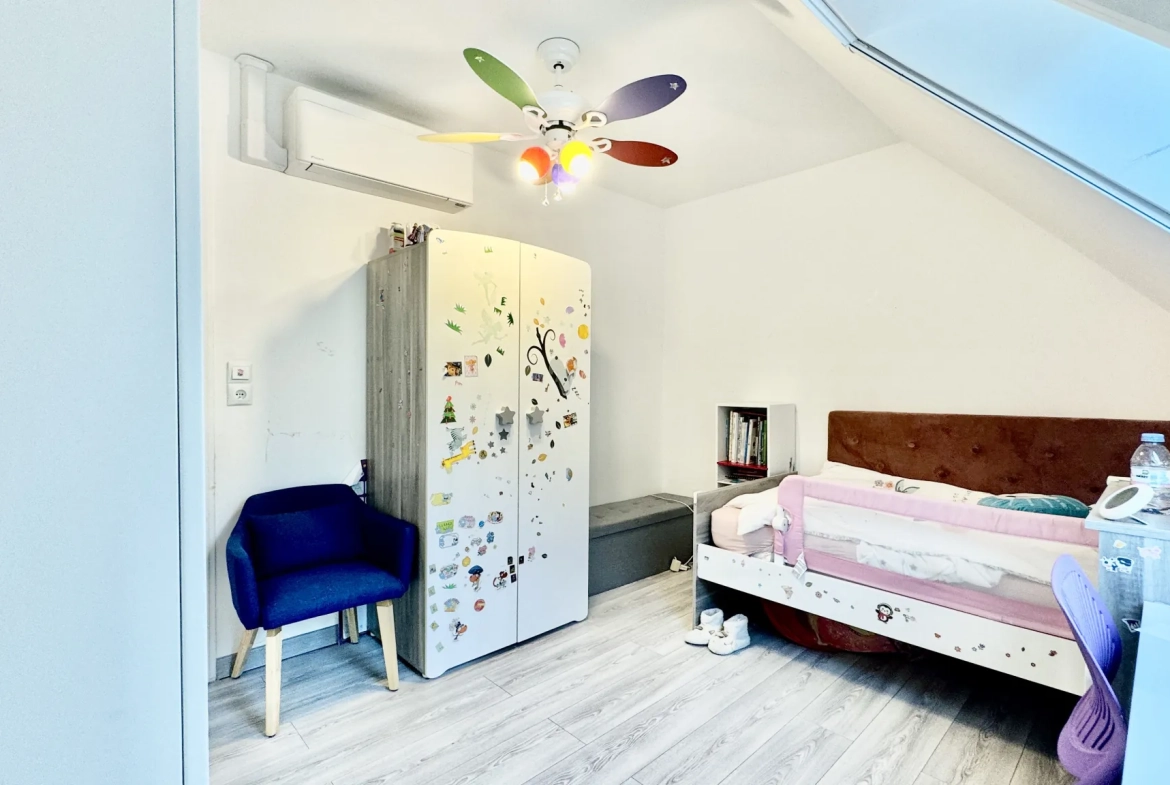 Belle maison de 90m² à Mantes-la-Ville avec jardin clos et proximité des écoles 
