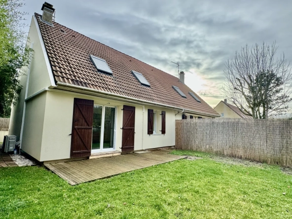 Belle maison de 90m² à Mantes-la-Ville avec jardin clos et proximité des écoles 