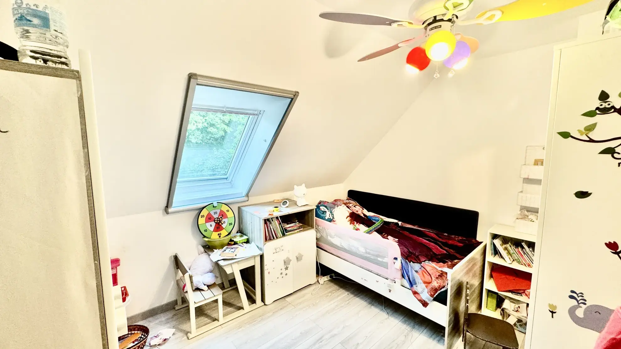 Belle maison de 90m² à Mantes-la-Ville avec jardin clos et proximité des écoles 