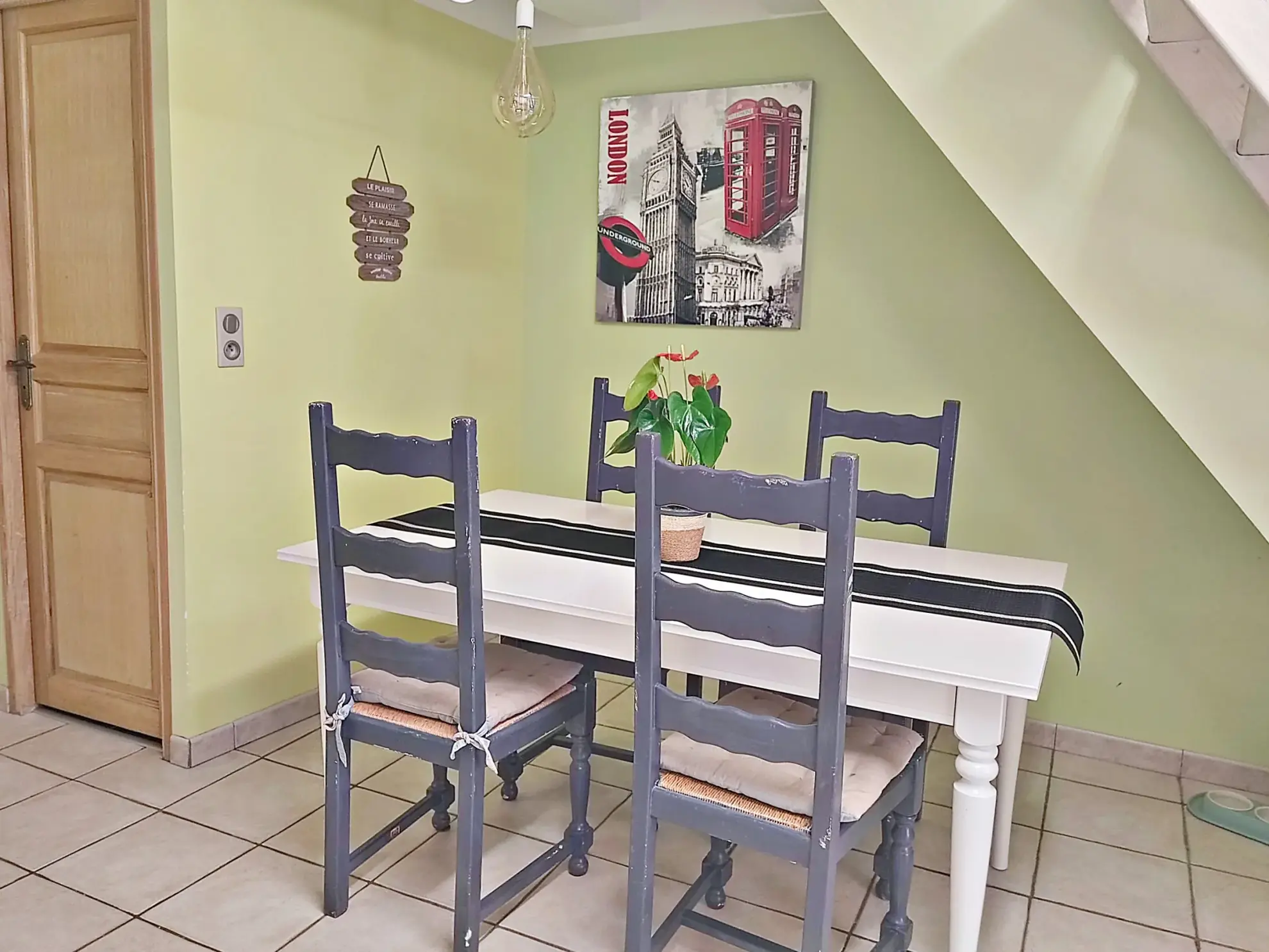 Achat appartement rénové de 4 pièces en triplex à Roquebillière, vallée de la Vésubie 