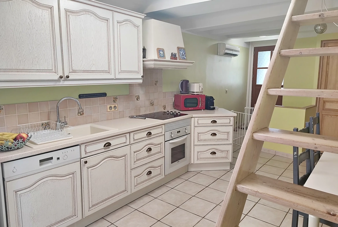Achat appartement rénové de 4 pièces en triplex à Roquebillière, vallée de la Vésubie 