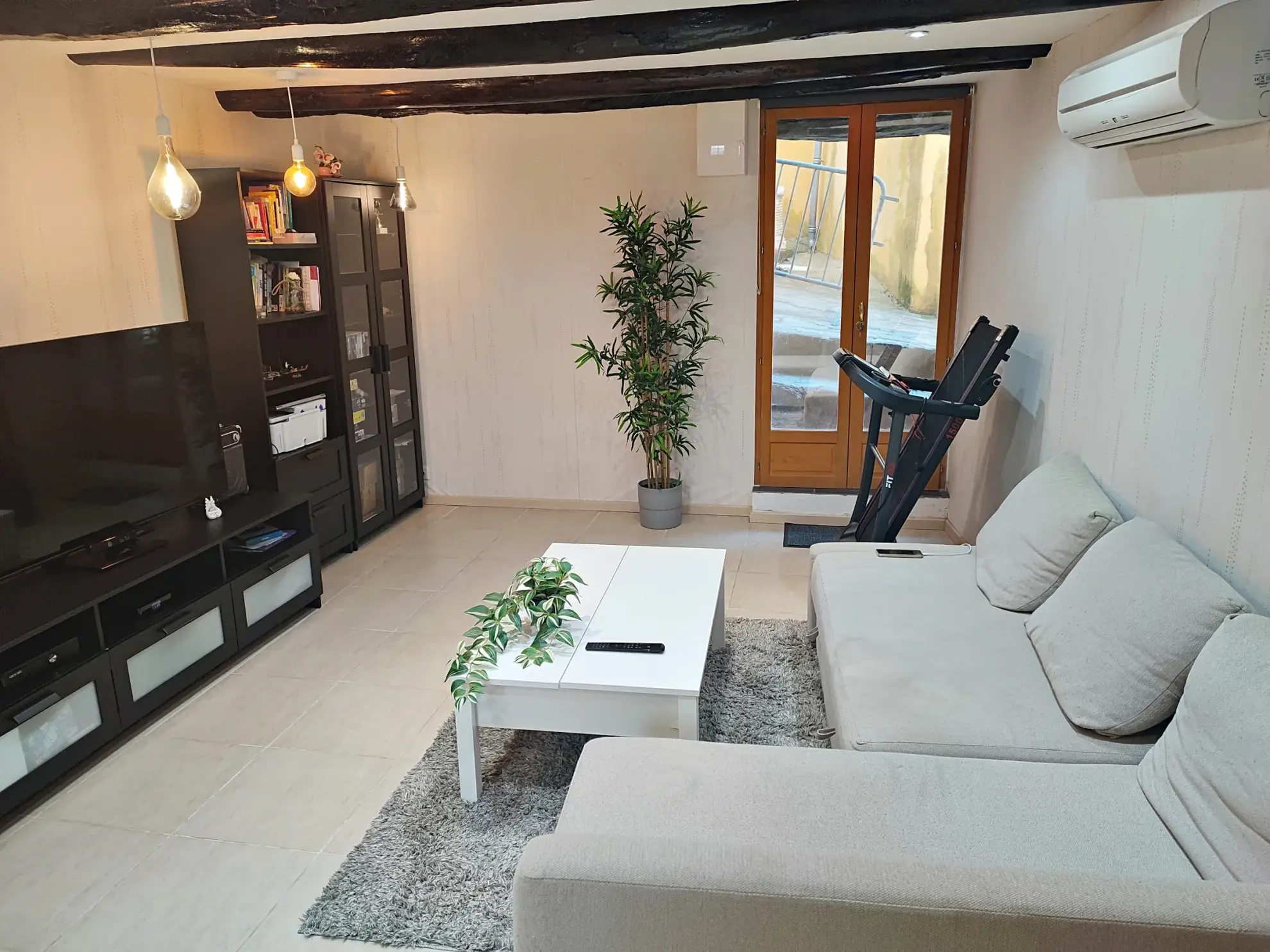 Achat appartement rénové de 4 pièces en triplex à Roquebillière, vallée de la Vésubie 