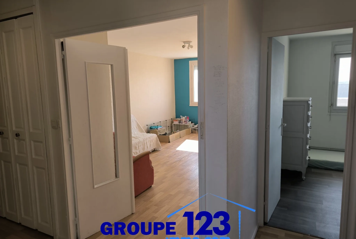 Appartement 2 chambres à Migennes – Dernier étage, parking, sécurité 