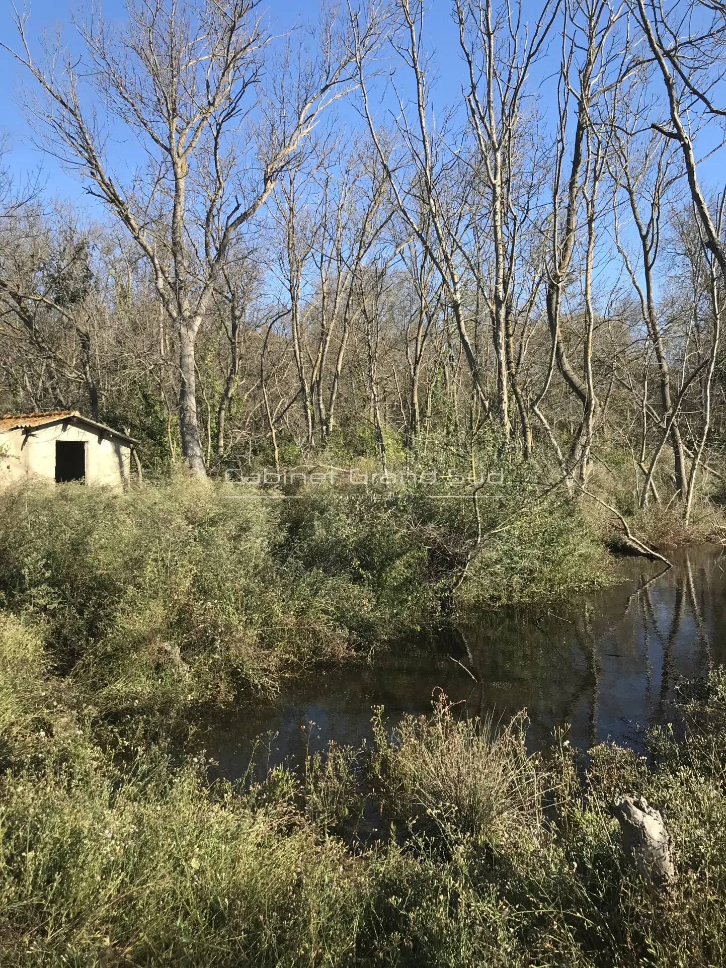 Terrain de loisir de 1488 m² avec mazot à Mauguio, proche de l'étang de l'Or 