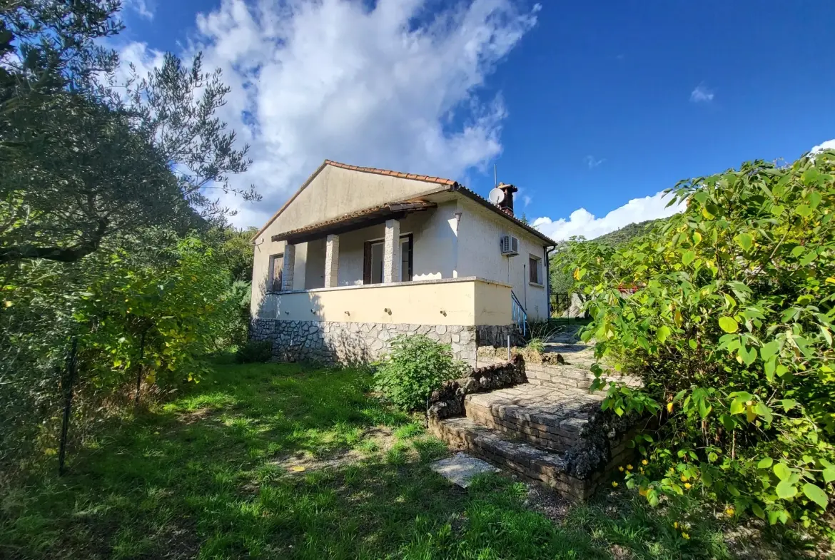 Villa de 65 m² avec terrain arboré à Saint-Hippolyte-du-Fort 