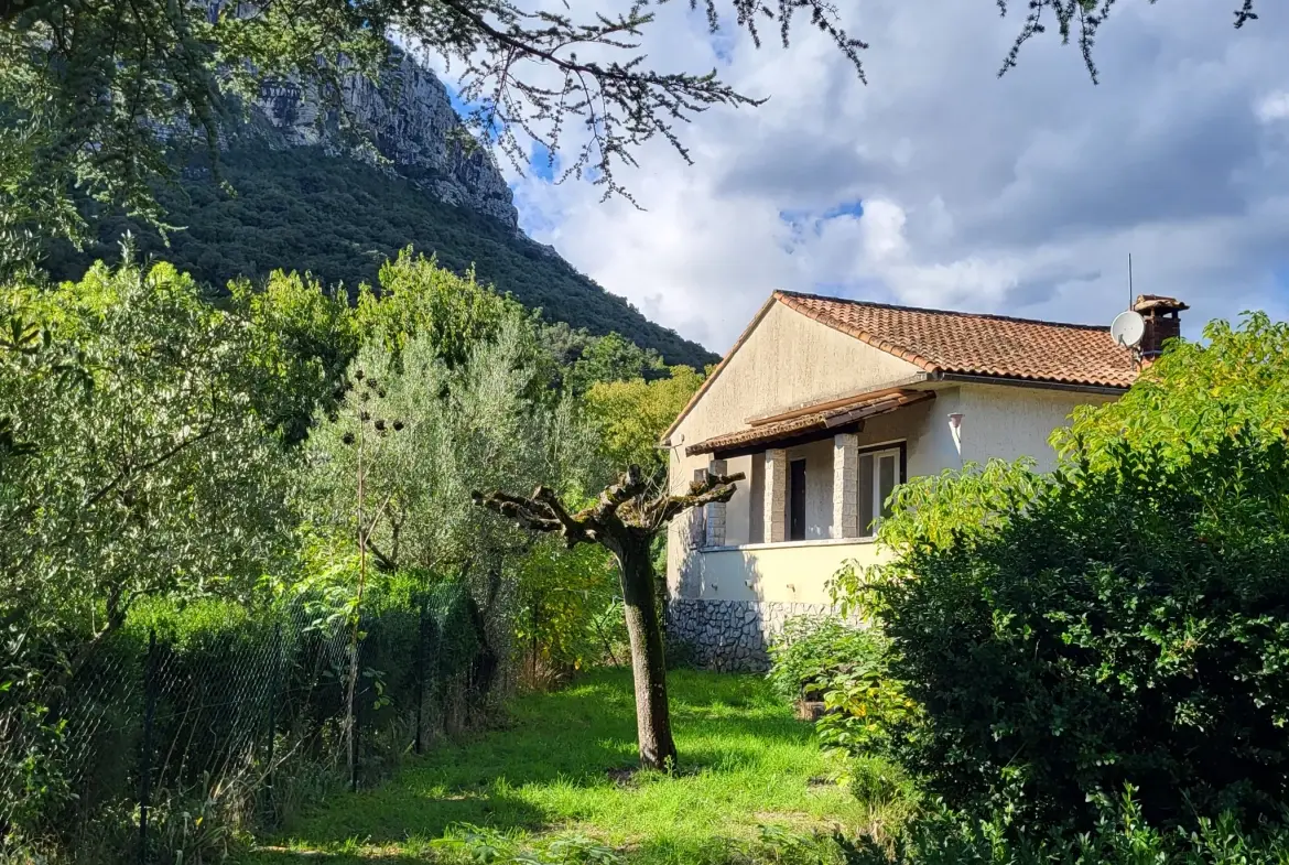 Villa de 65 m² avec terrain arboré à Saint-Hippolyte-du-Fort 