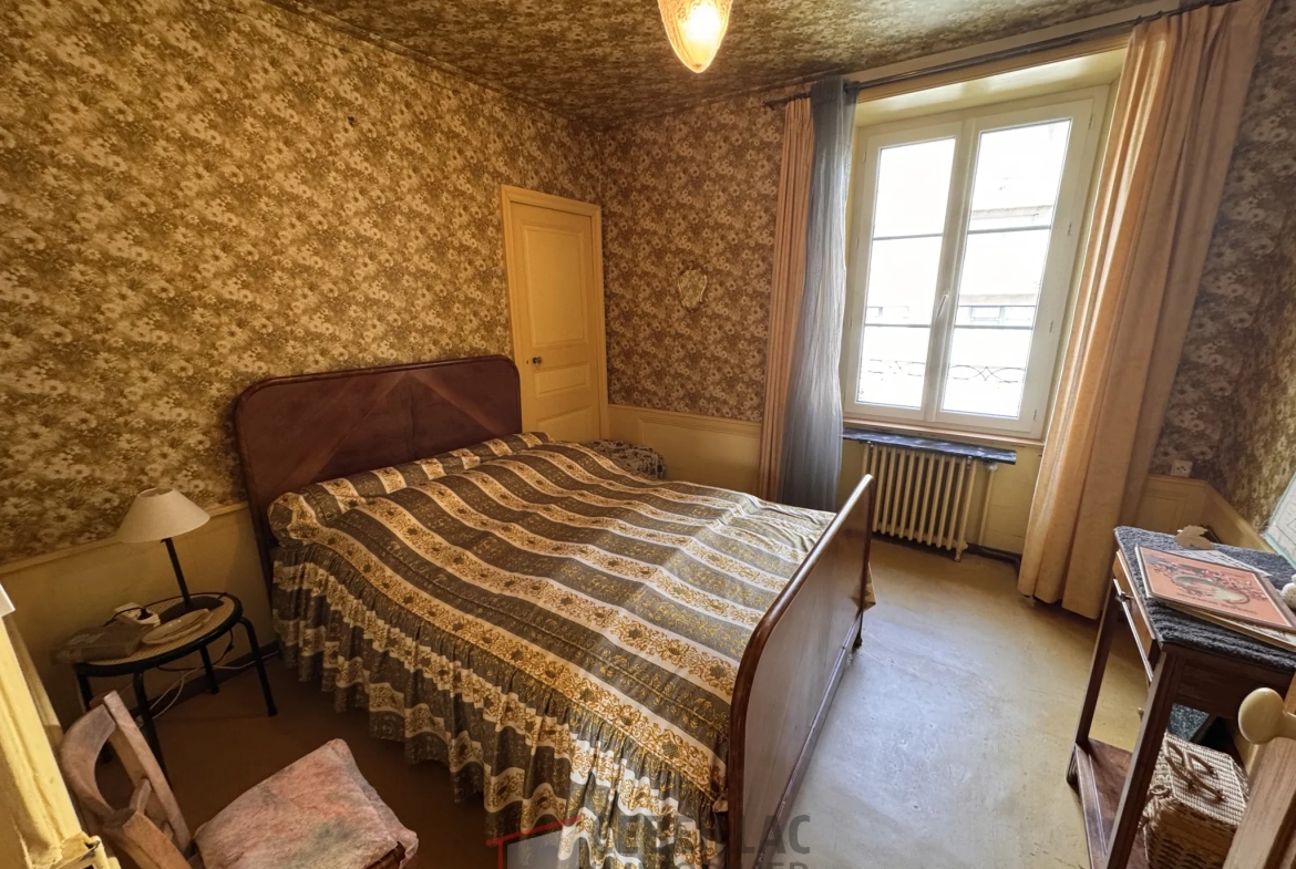 Maison familiale à Saint-Flour avec vue imprenable et proche centre historique 