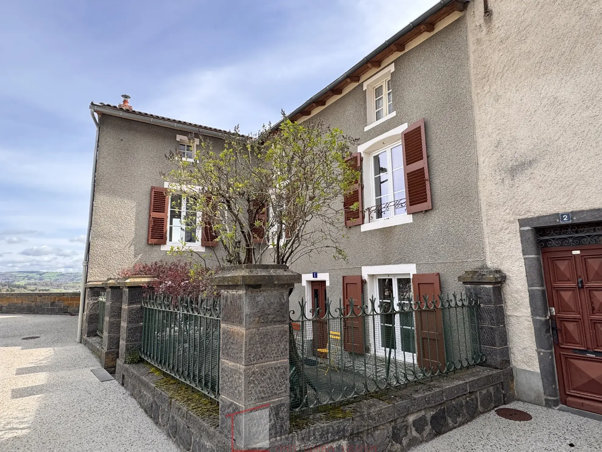 Maison familiale à Saint-Flour avec vue imprenable et proche centre historique 