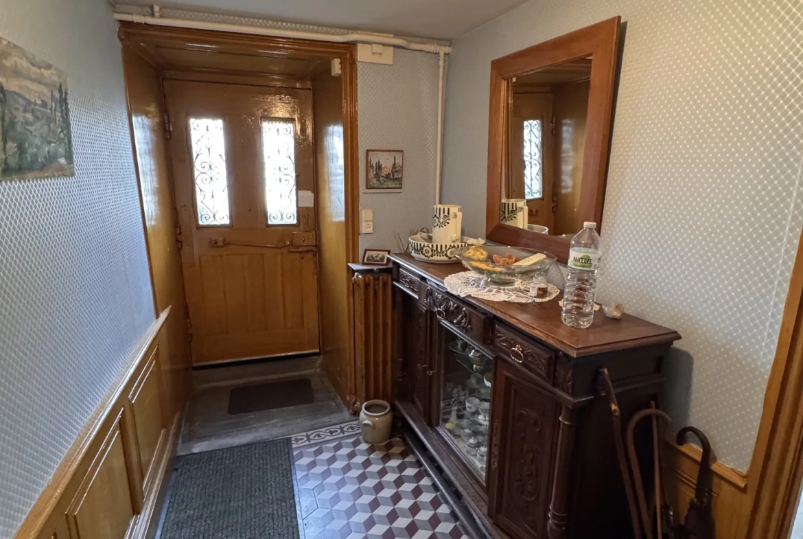 Maison familiale à Saint-Flour avec vue imprenable et proche centre historique 