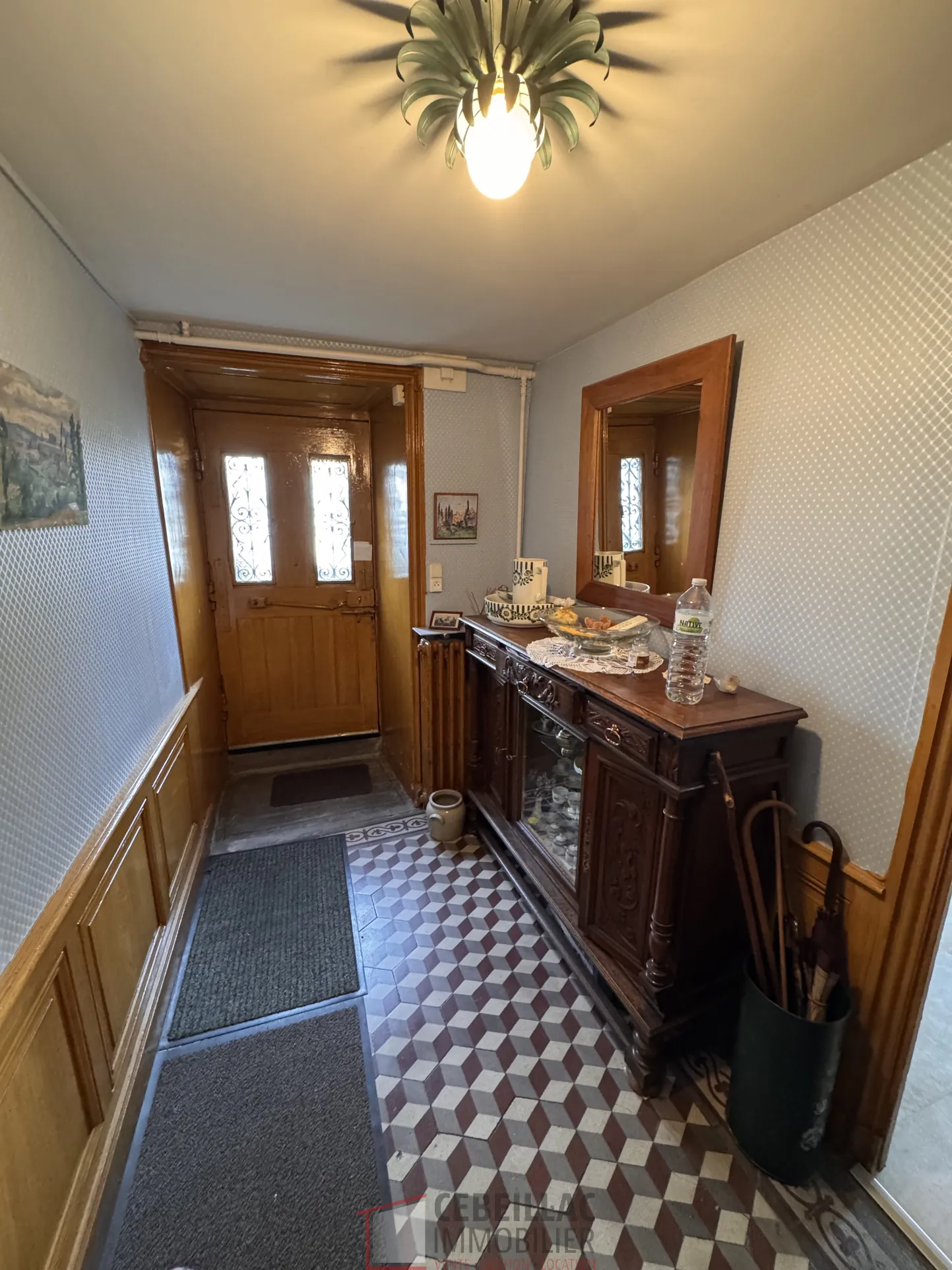 Maison familiale à Saint-Flour avec vue imprenable et proche centre historique 