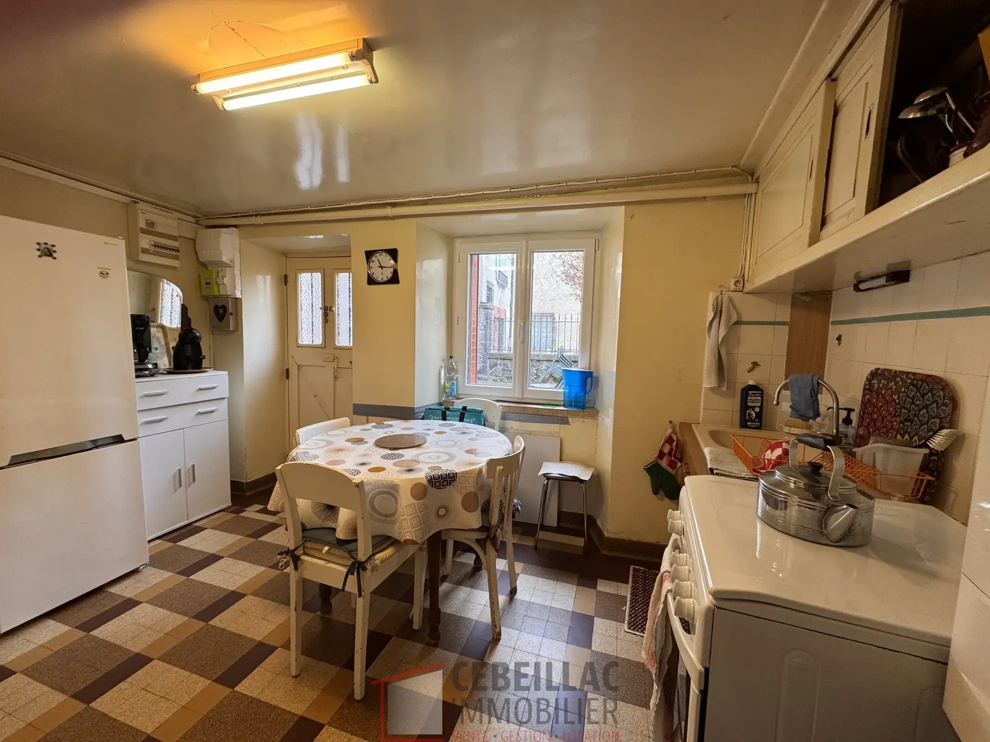 Maison familiale à Saint-Flour avec vue imprenable et proche centre historique 