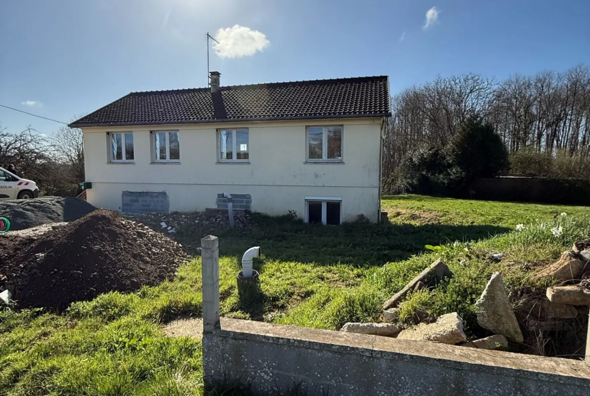 Maison à rénover de 96 m2 avec grand terrain à Ancinnes 