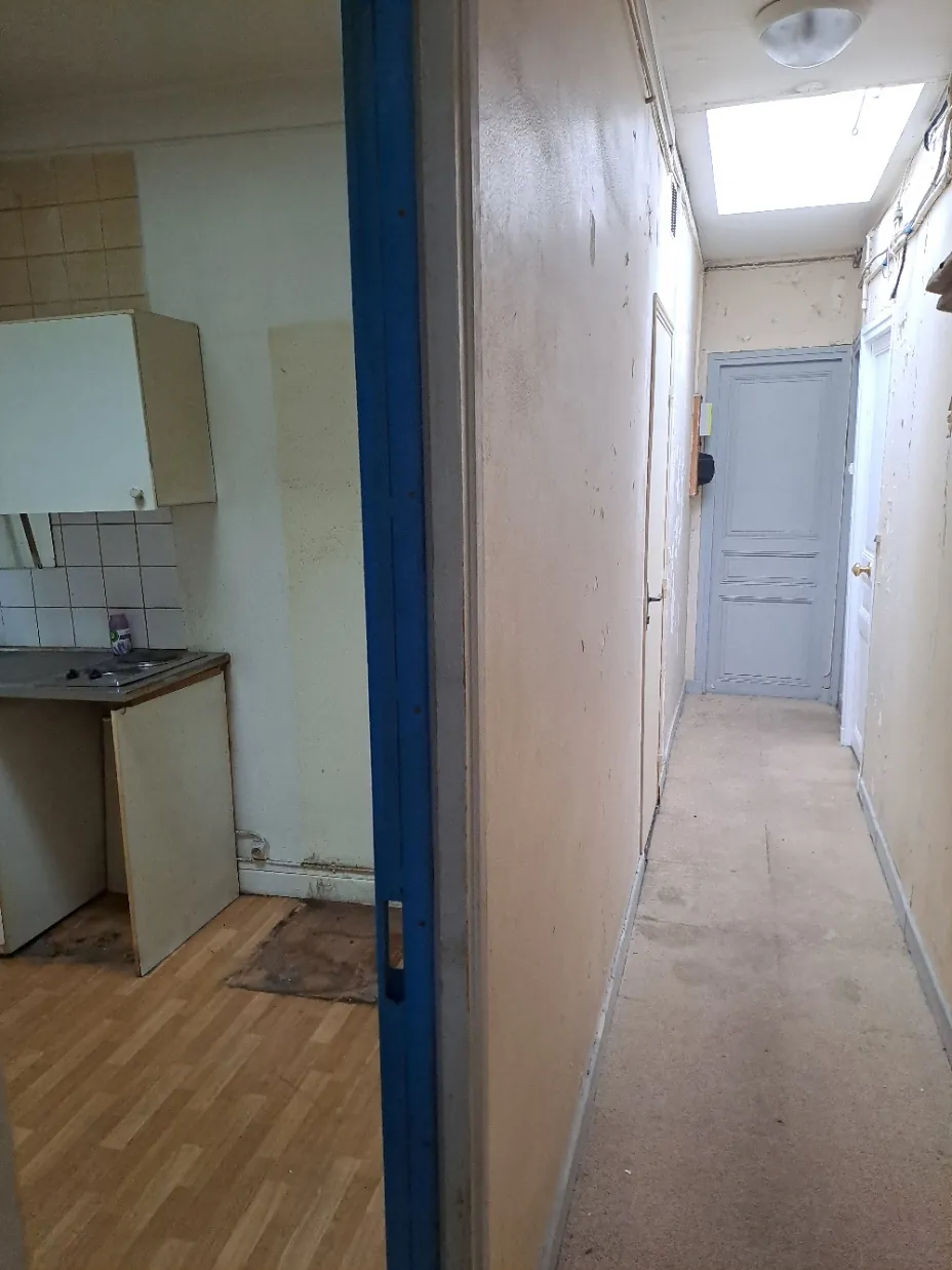 Chambre de service à vendre près de Porte de Versailles à Paris - 8,72 m² 