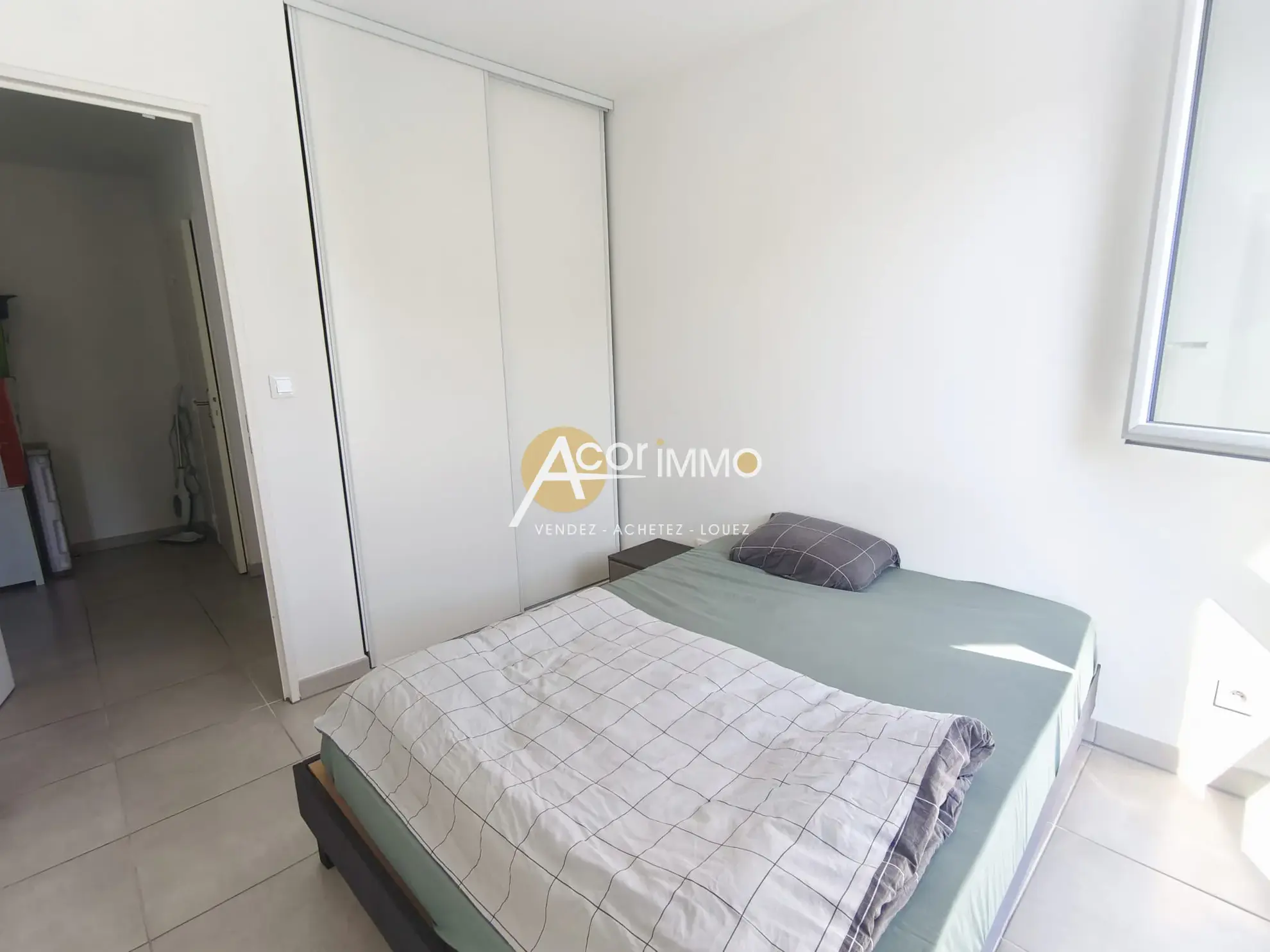 Vente appartement T3 à La Seyne-sur-Mer avec terrasse et parking en résidence récente 