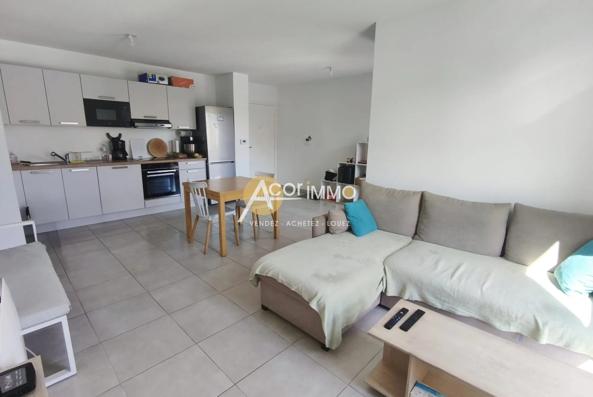 Vente appartement T3 à La Seyne-sur-Mer avec terrasse et parking en résidence récente 