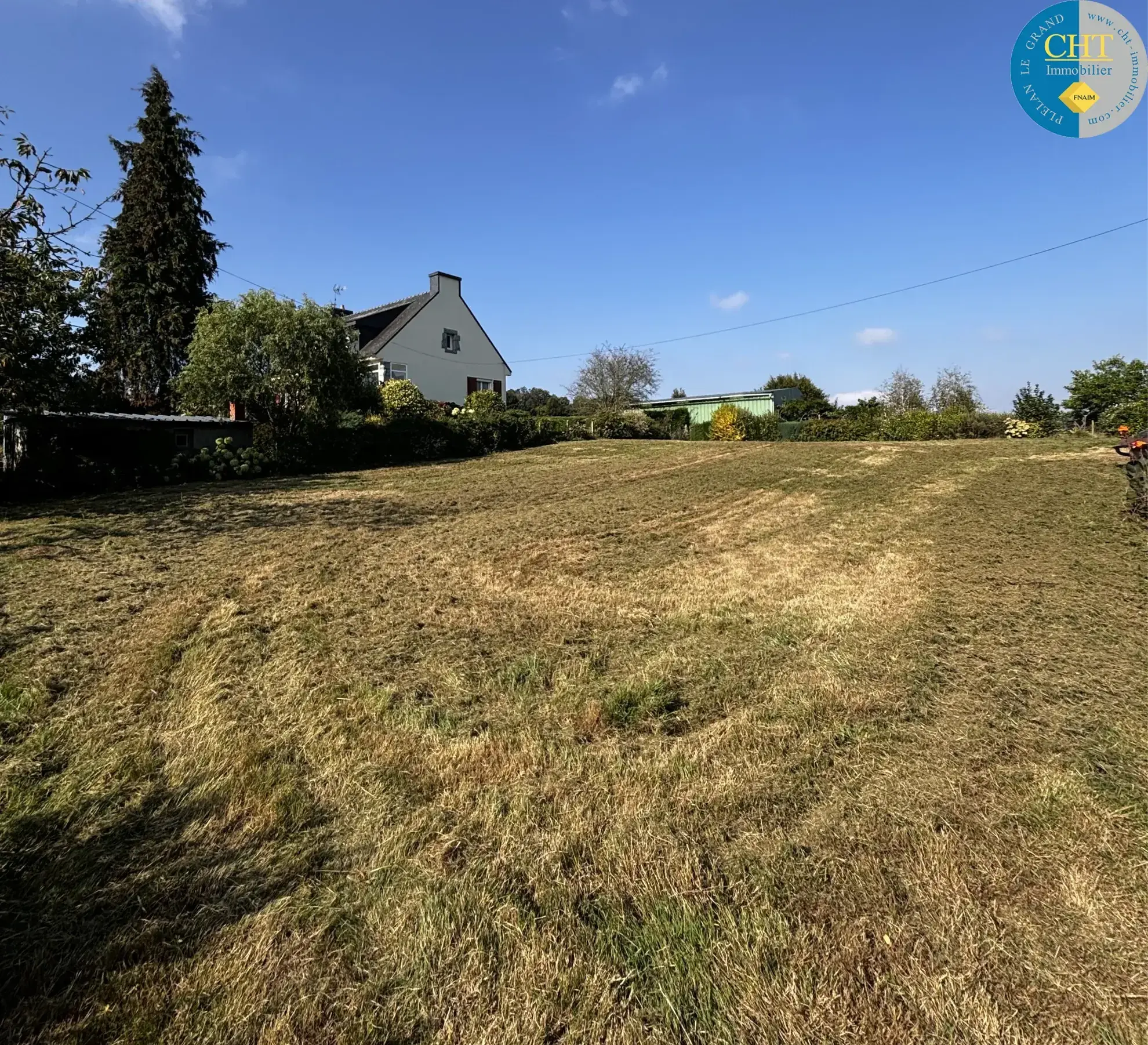Terrain constructible hors lotissement à Caro, 650 m² - Vente à 25 100 € 