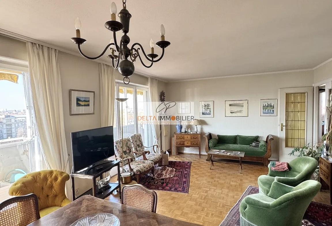 Grand appartement de 153 m² à Mulhouse centre avec garage et cave 