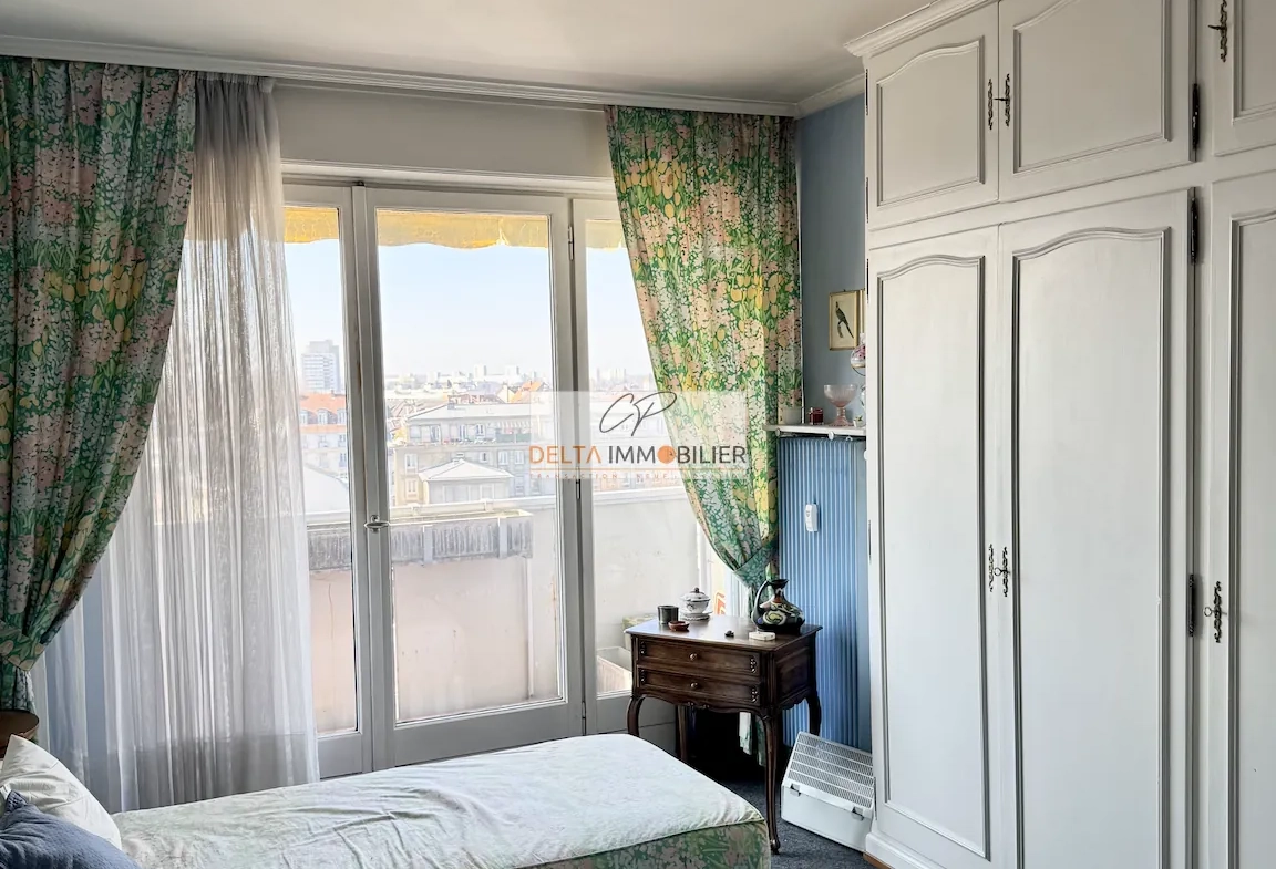 Grand appartement de 153 m² à Mulhouse centre avec garage et cave 