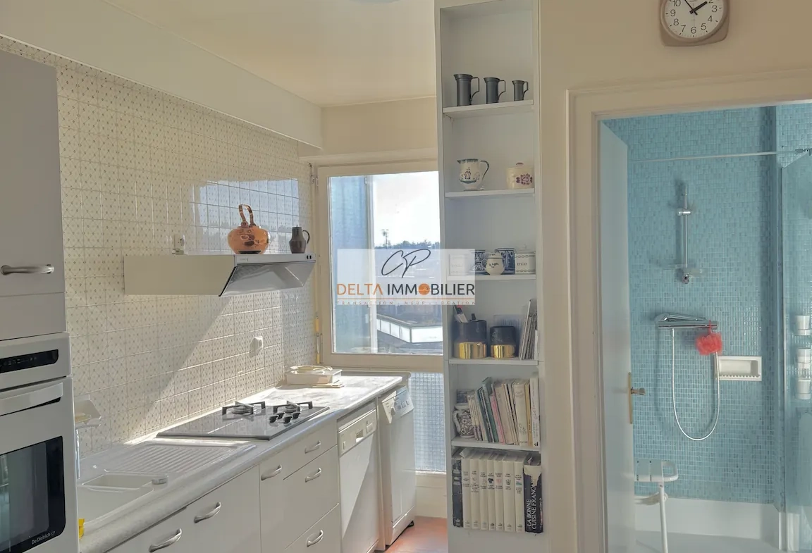 Grand appartement de 153 m² à Mulhouse centre avec garage et cave 