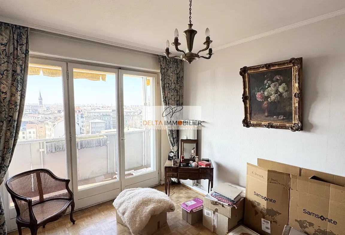 Grand appartement de 153 m² à Mulhouse centre avec garage et cave 