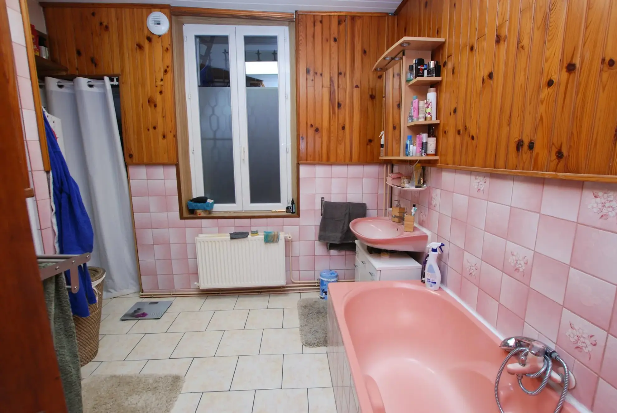 Maison de village en bon état avec jardin et 4 chambres à Colleret 